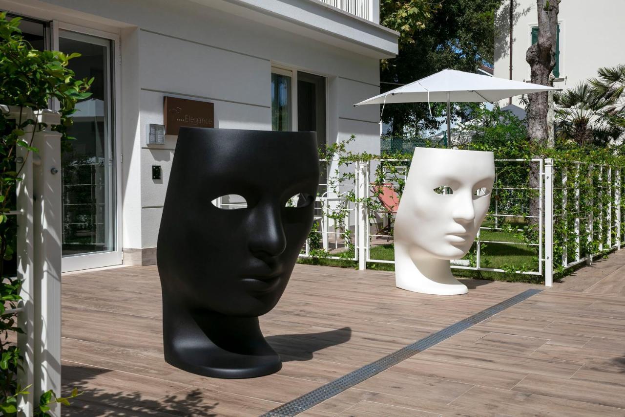 Elegance Riccione Aparthotel Exterior photo